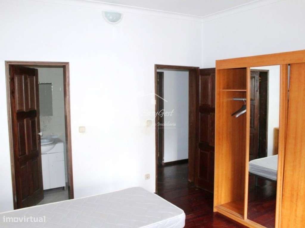 Moradia bi-familiar em Viseu - Grande imagem: 3/19