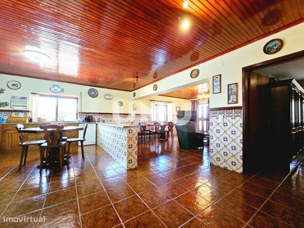 Moradia Isolada T4 - Fantástica Exposição Solar - Grande imagem: 4/39