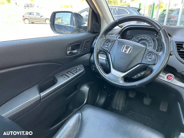 Honda CR-V 2.2 M/T Navi - 24