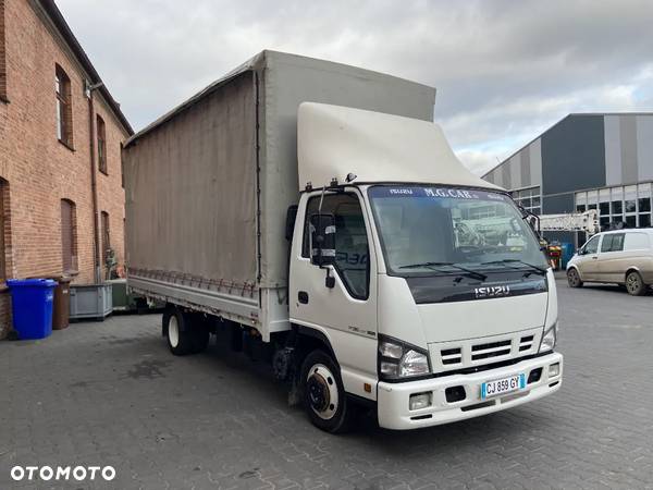 Isuzu NPR 85-5DX - 7