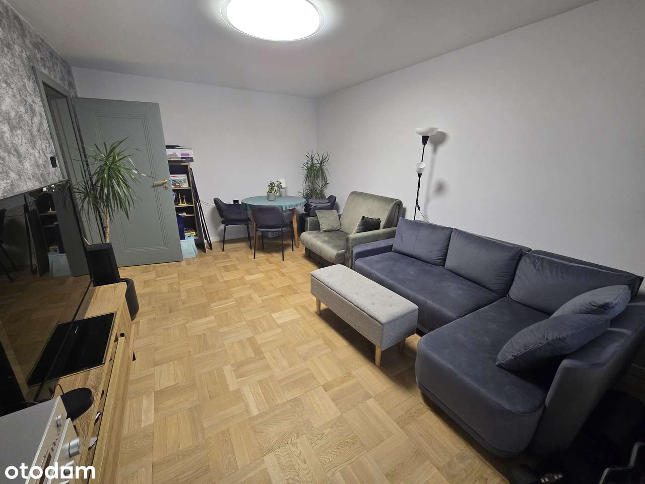 2 pokoje po remoncie + balkon loggia + piwnica - oddzielna kuchnia-4