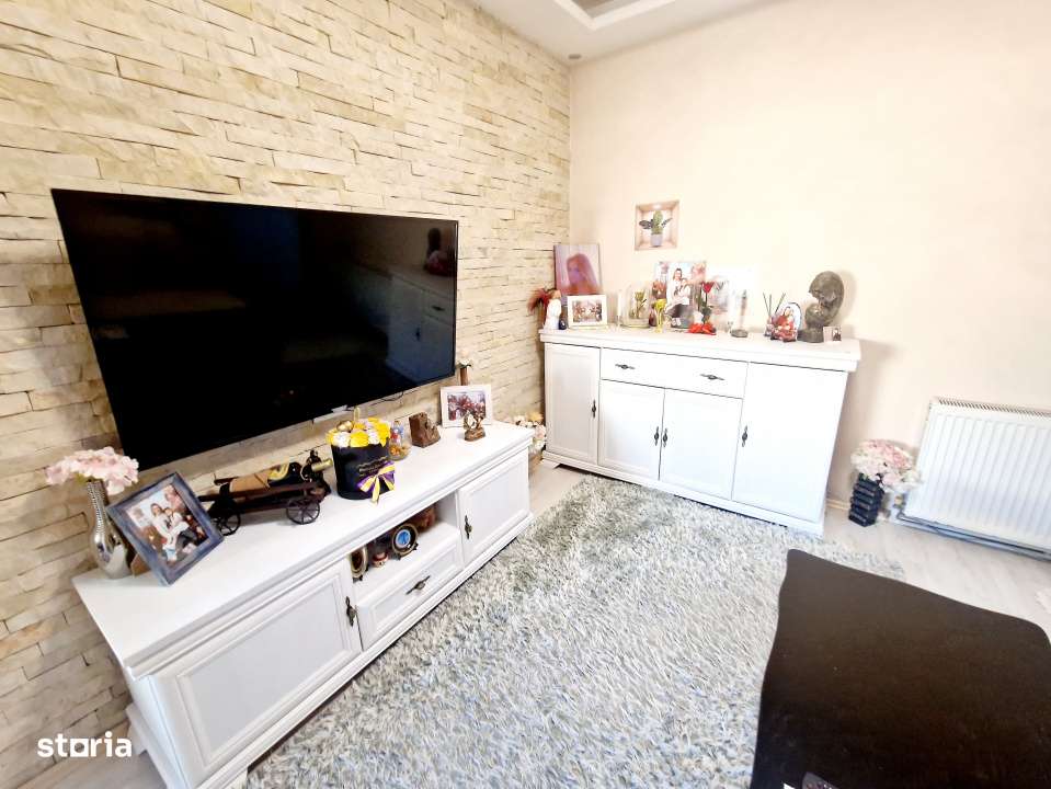 Casa la sol cu 3 camere + pod circulabil, complet renovata zona Anda, - Imagine principală: 4/19