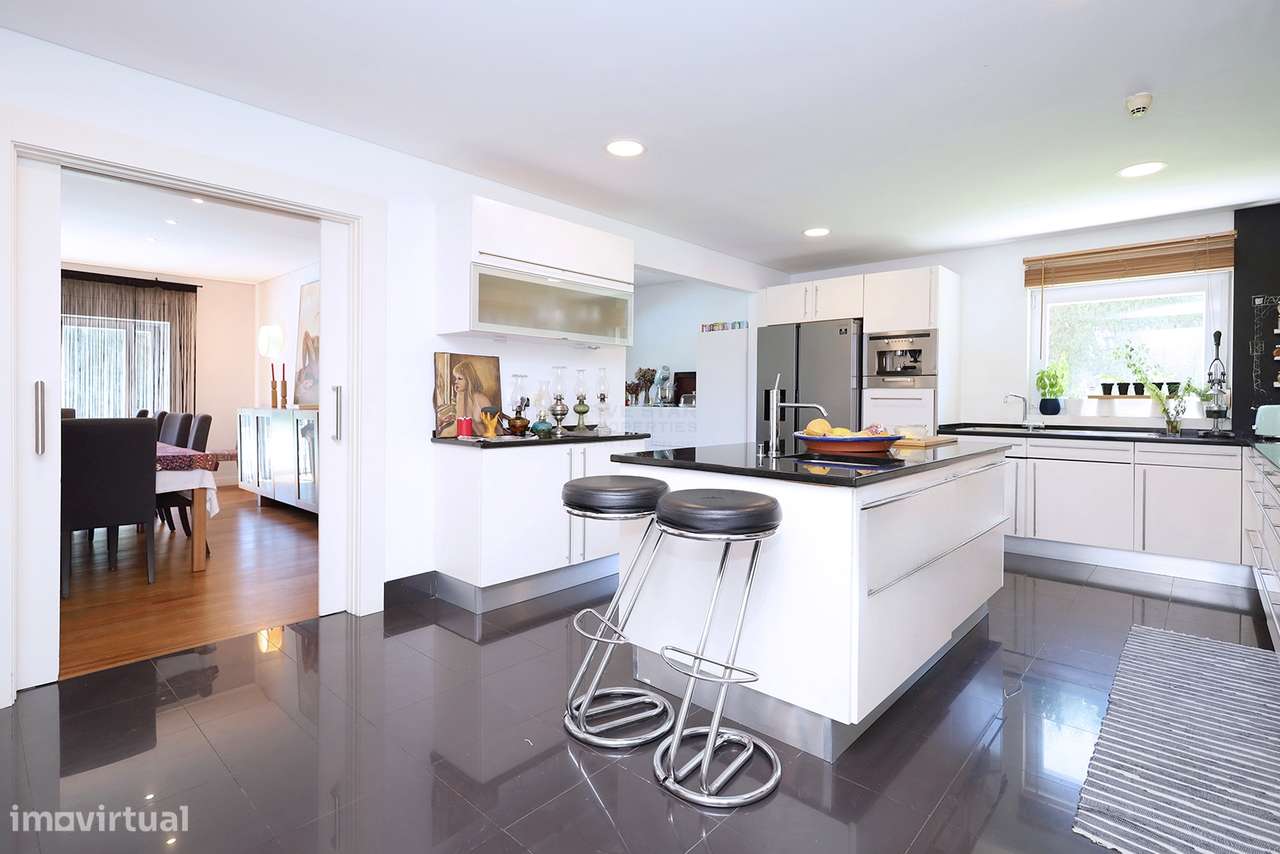 Moradia T6 – Belas Clube de Campo – Golfe – Auto sustentável-11