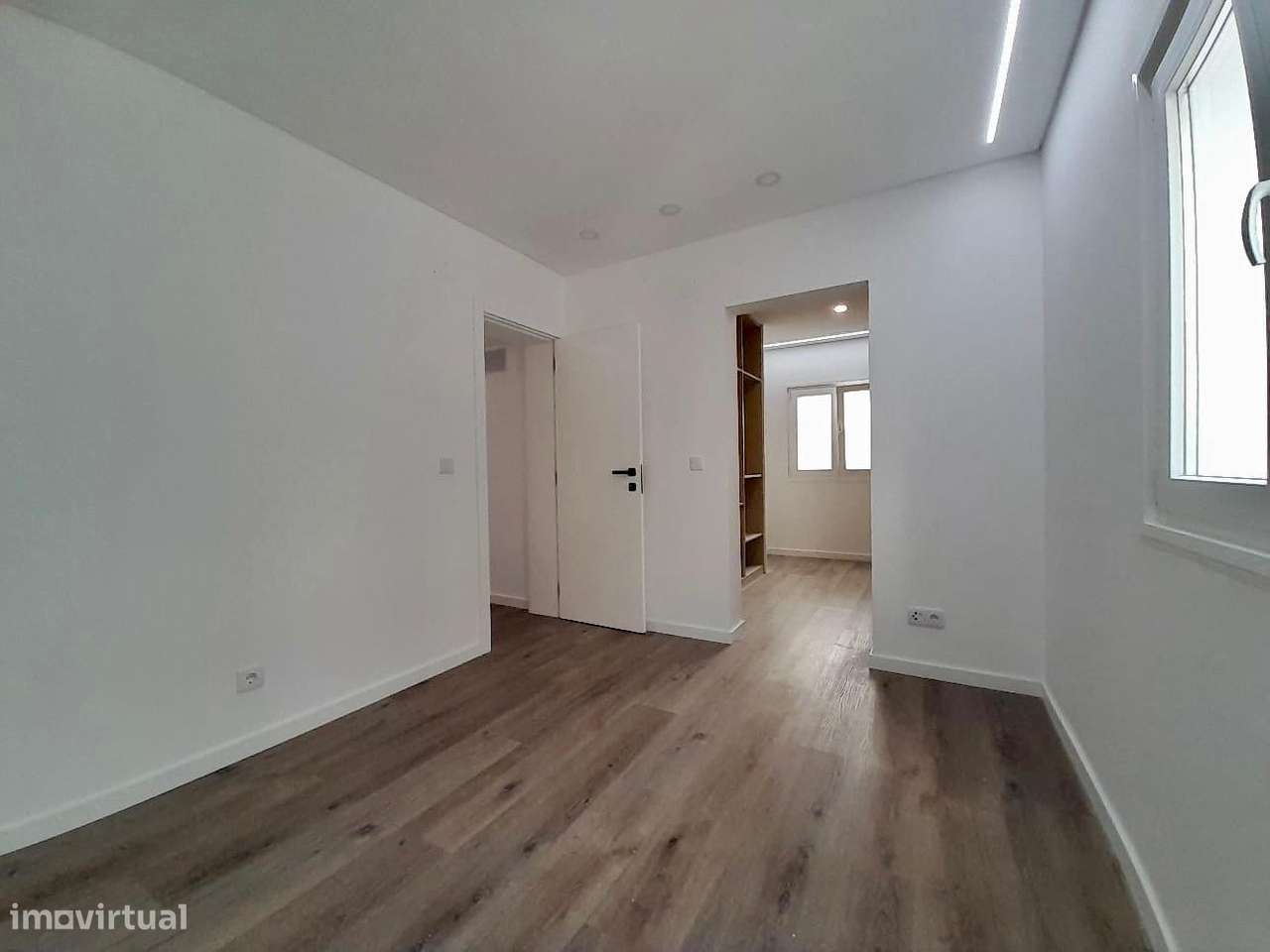 Moradia independente à venda na Rua António Sérgio, 14, Agualva-11