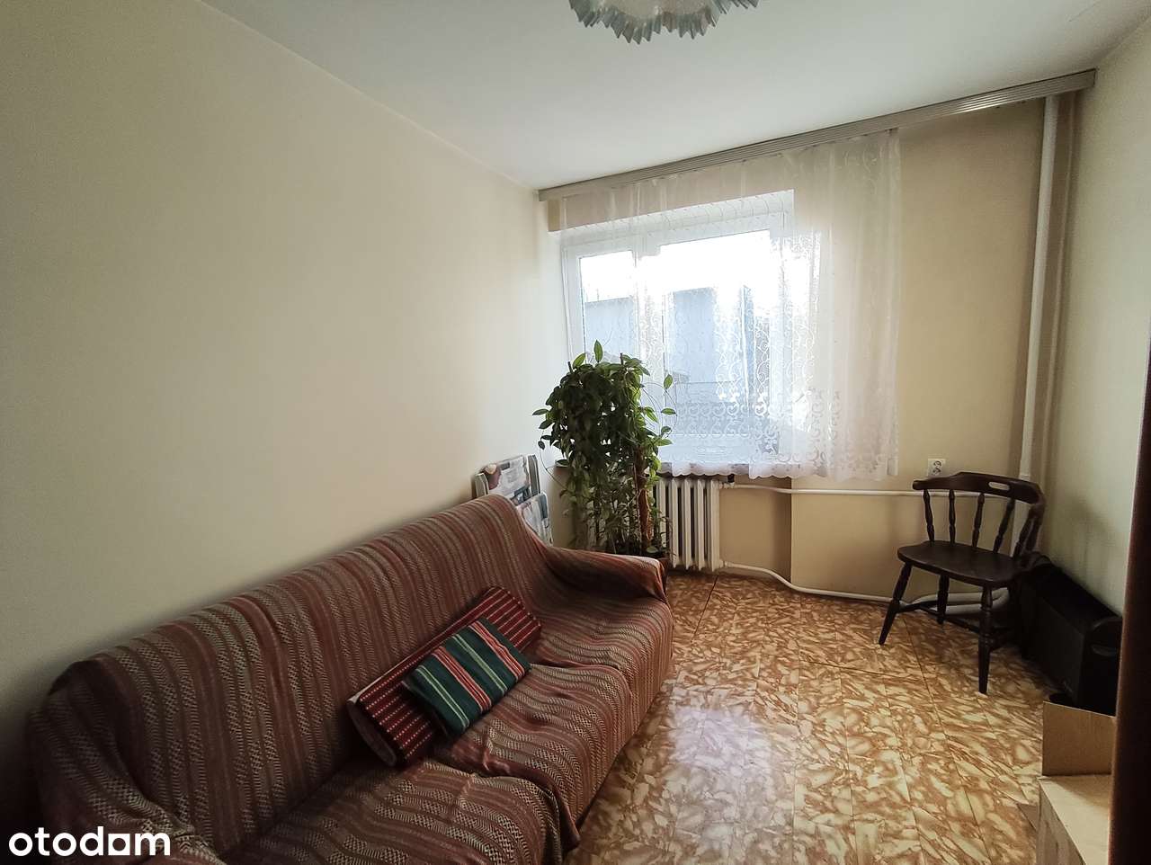 Na sprzedaż: solidny dom jednorodzinny typu "kwadraciak" - Szprotawa-6