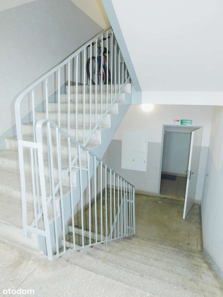 Kawalerka w Okolicy Centrum.-7