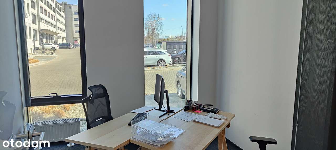 BEZPOŚREDNIO Biuro wysoki standard 3 pomszczenia, oszklone, parking - Pełny obrazek: 4/7