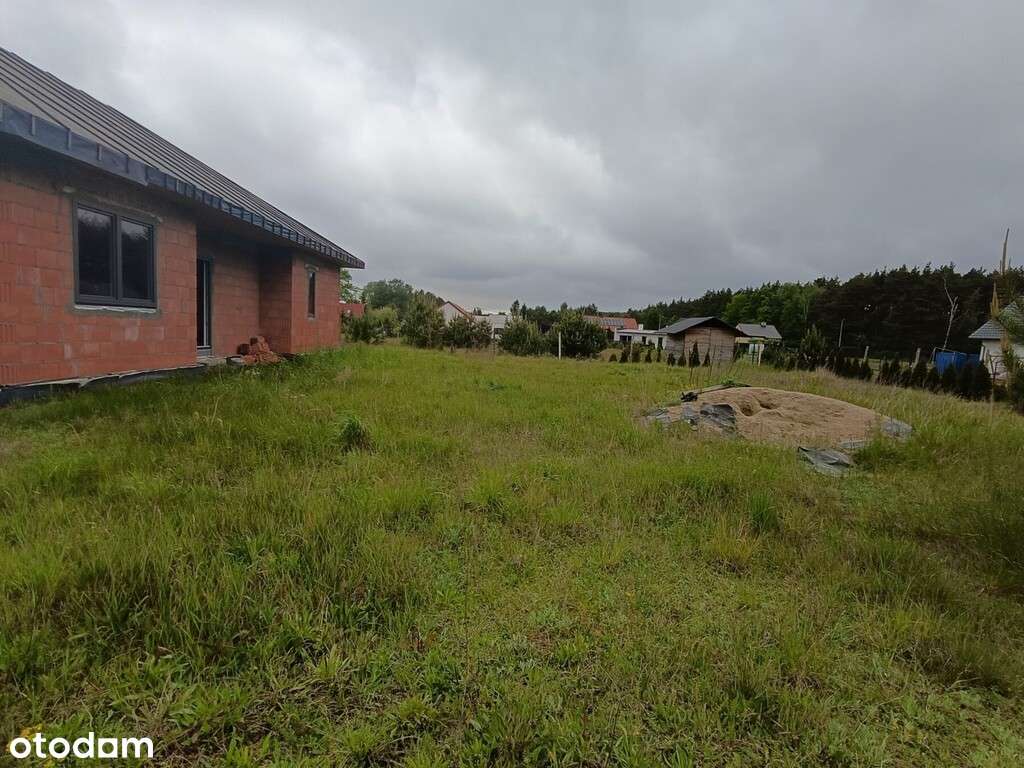 Dom z przestronną działką!-2