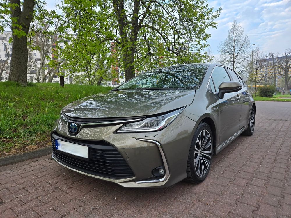 Toyota Corolla Seria E21 1.8 Hybrid GPF Executive 2021