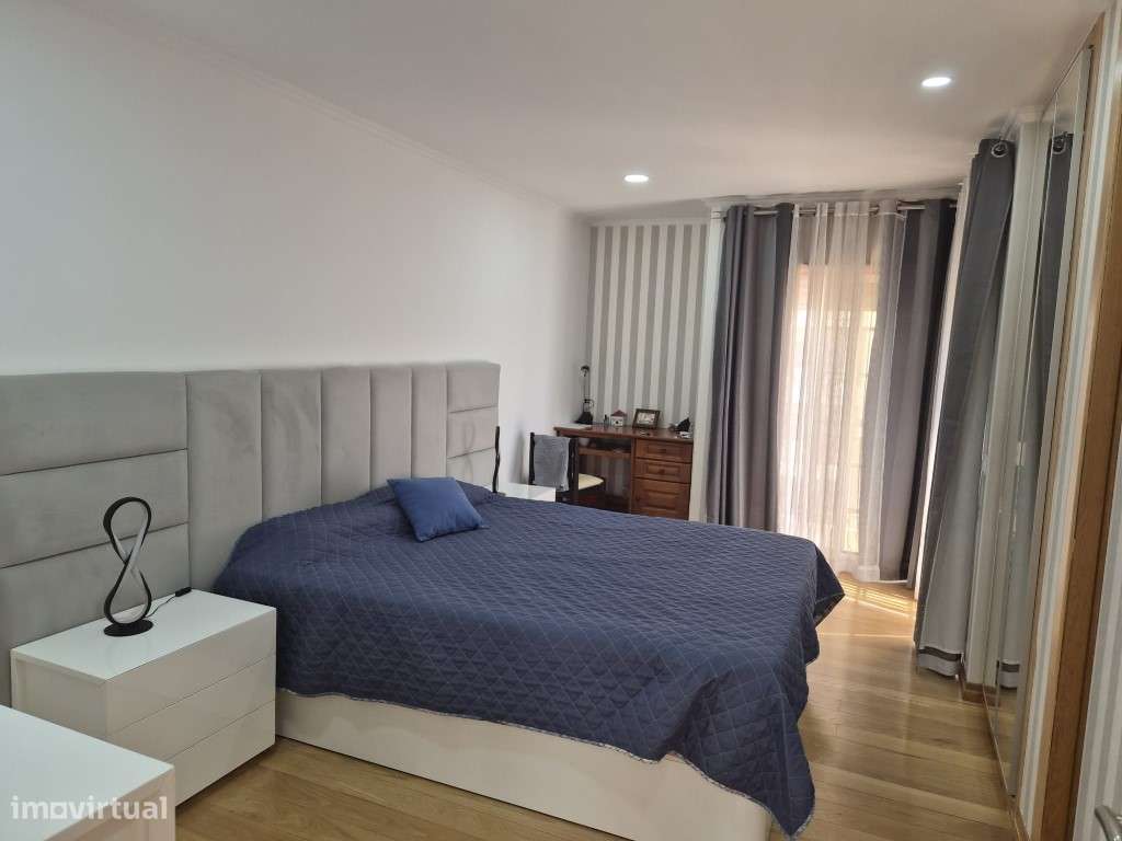 Magnífico T1 com 85 m² no Centro de Quarteira - A Passos da Praia-6