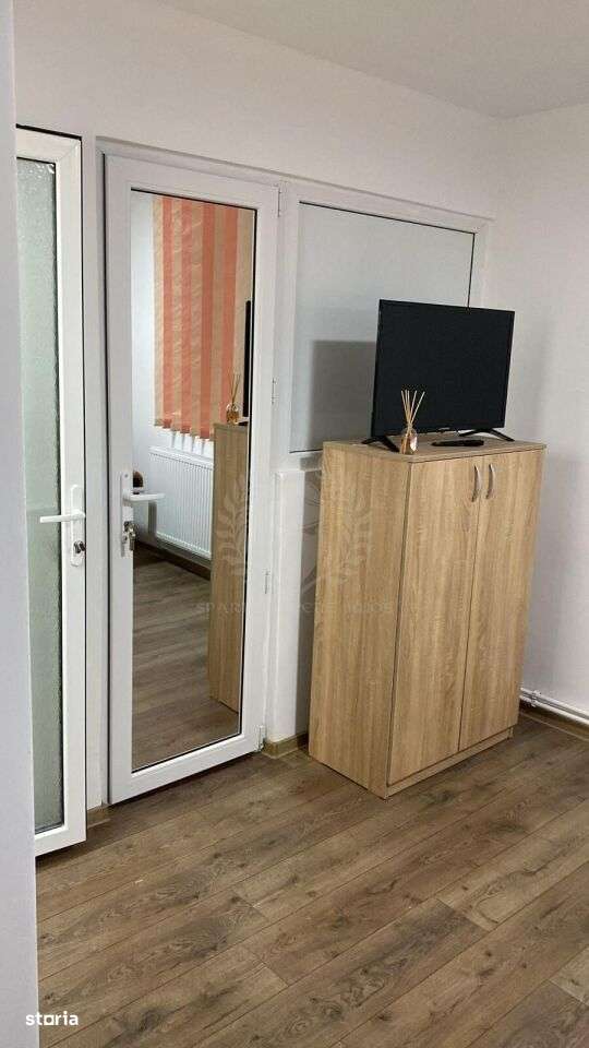 GARSONIERA // VEST  // CENTRALA PROPRIE // ZONA LINISTITA - Imagine principală: 2/7