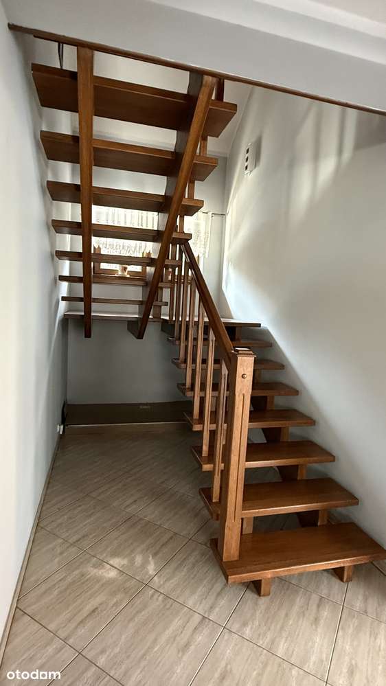 Dom parterowy z poddaszem - Pełny obrazek: 4/8