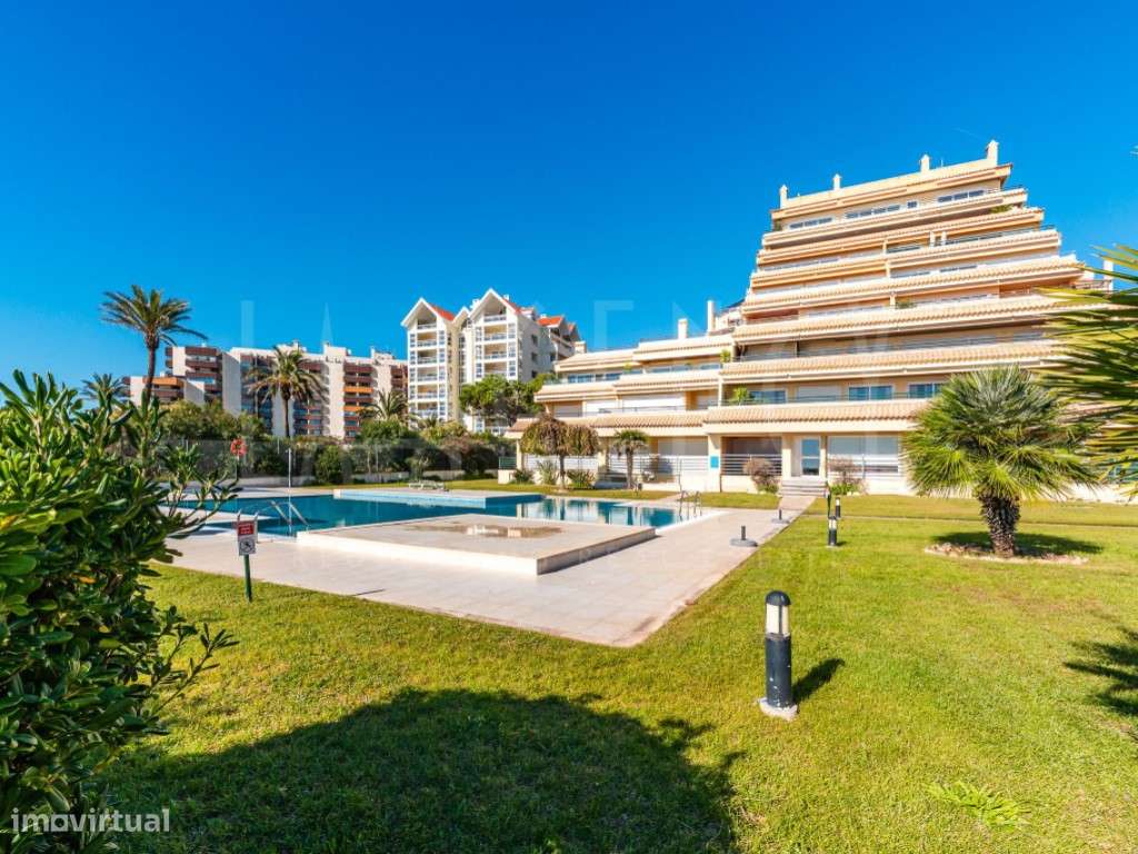 Apartamento T1 de Luxo na Guia - Condomínio Fechado com Vista Mar-42