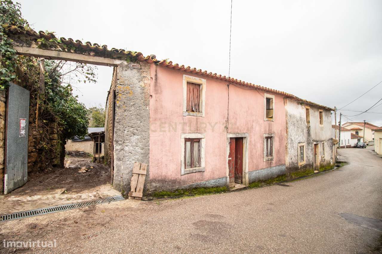 Moradia com terreno para reabilitação em Piquete, Soure - Grande imagem: 4/31