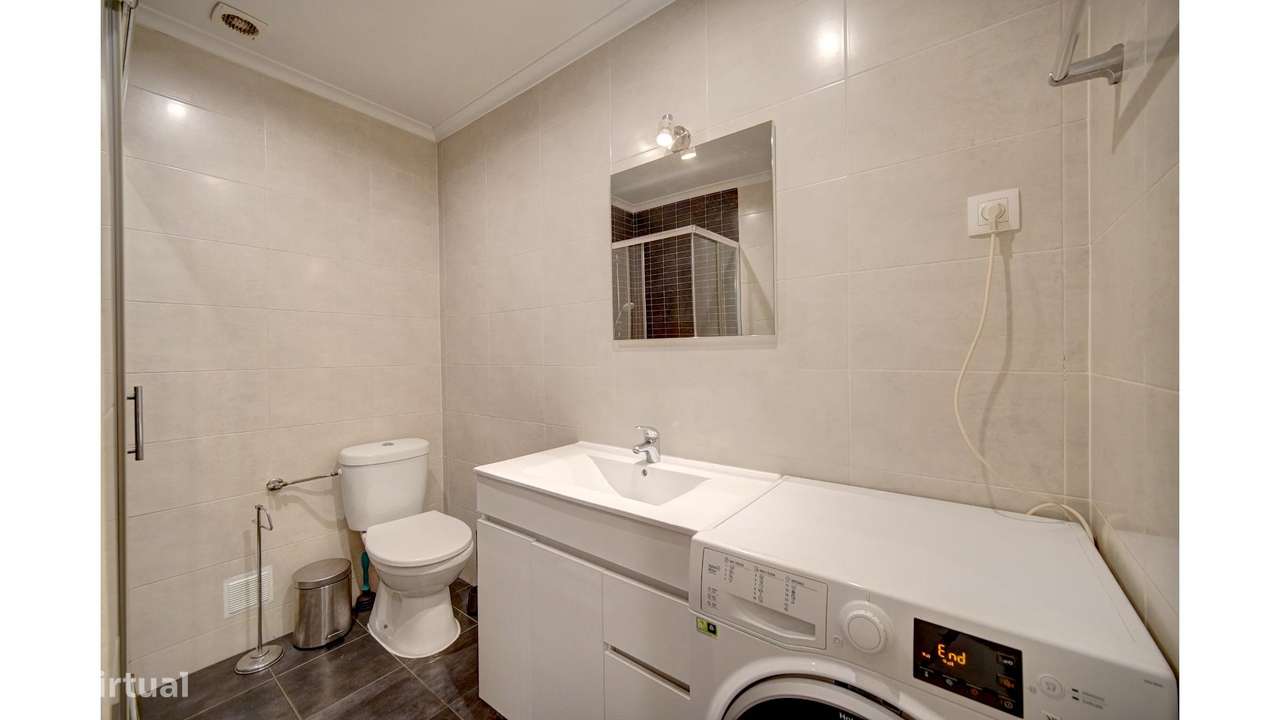 Apartamento T3 em Lisboa com terraço-29