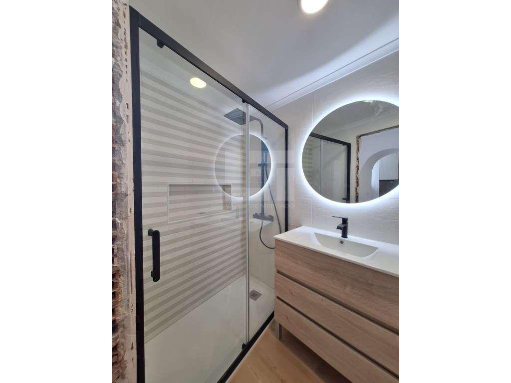 APARTAMENTO T2 - TRAVESSA DAS MÓNICAS, LISBOA-10