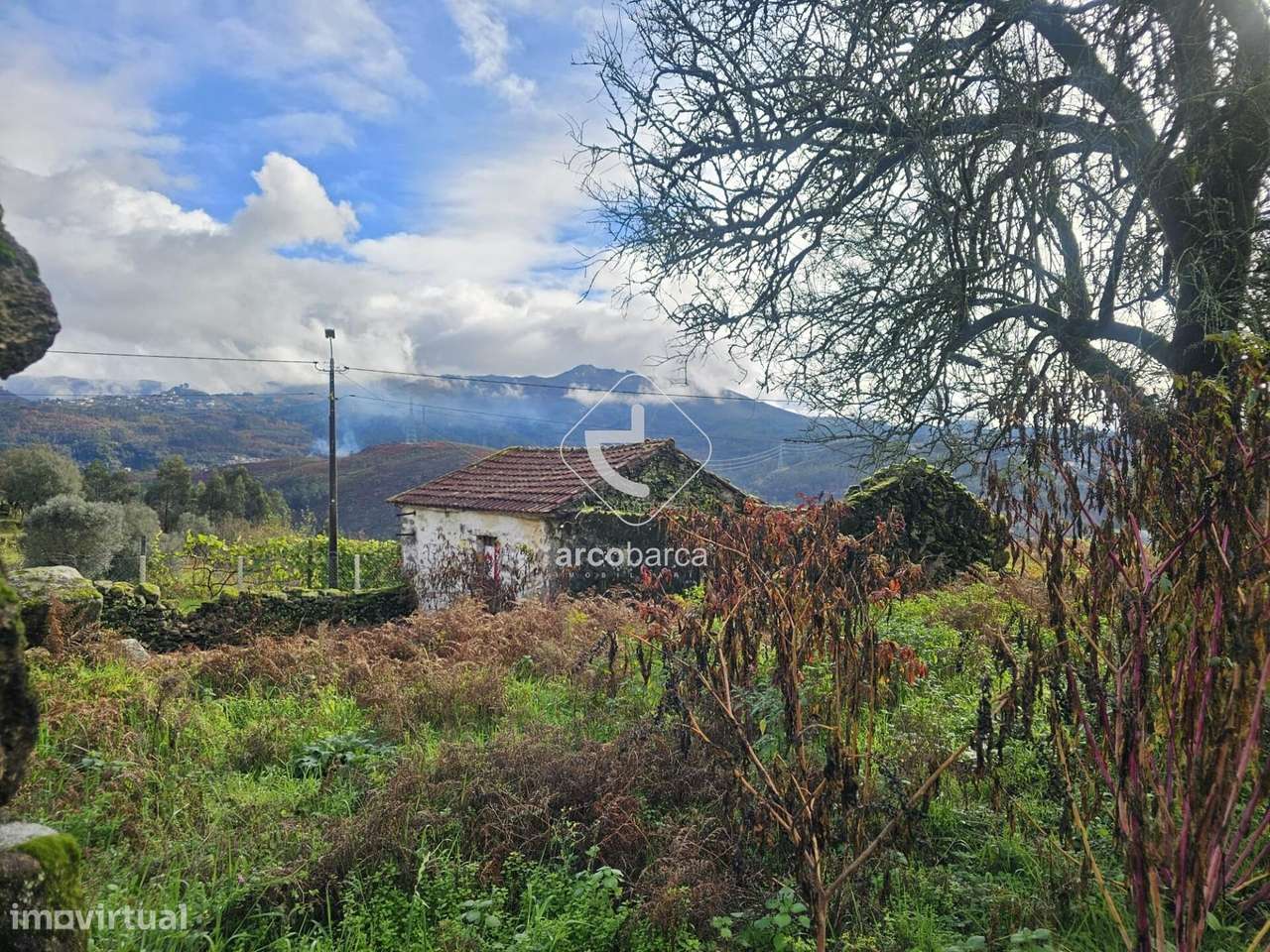 Propriedade para restauro - Loureda - Arcos de Valdevez-13