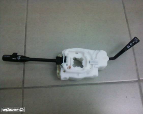 Manetes / Comutador / Interruptor luzes Nissan Cabstar F22 BH40 12V - 1