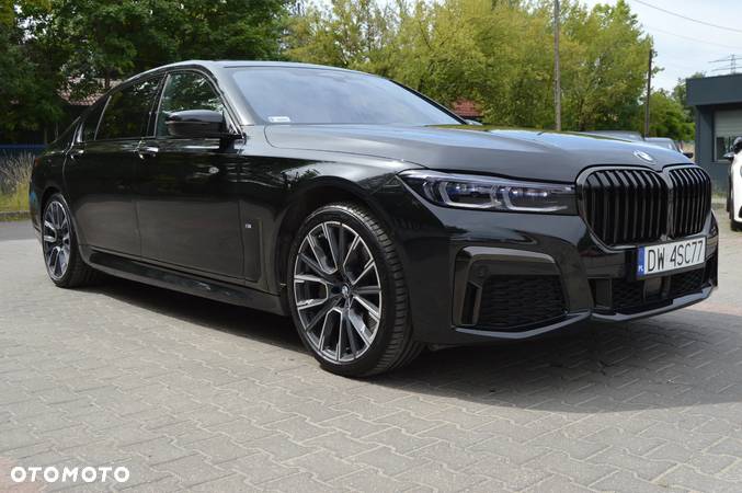 BMW Seria 7 745Le xDrive - 3