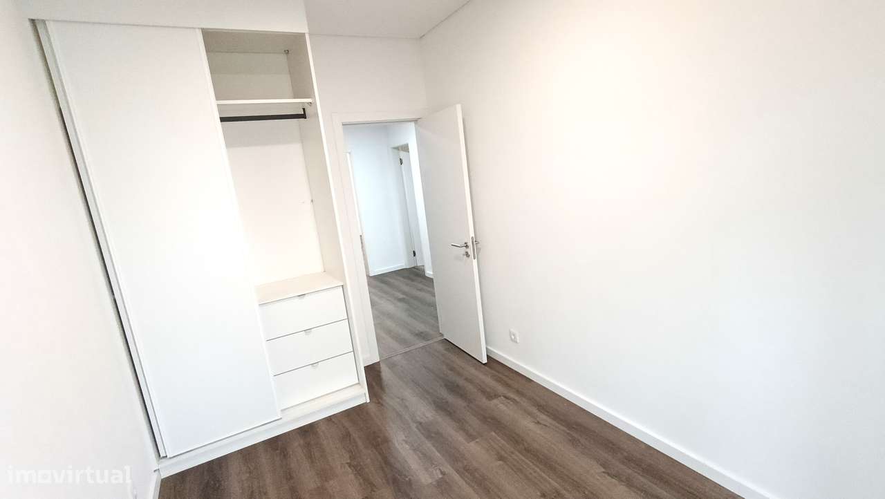 T2 remodelado de raiz, c/ 72 m2 | r/c Montijo.-12