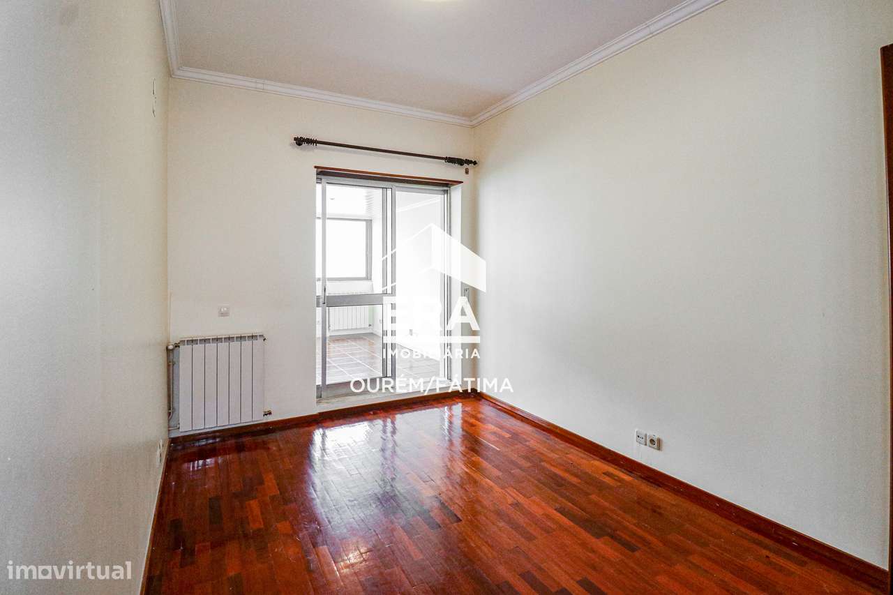 Apartamento T4 em Tomar-12