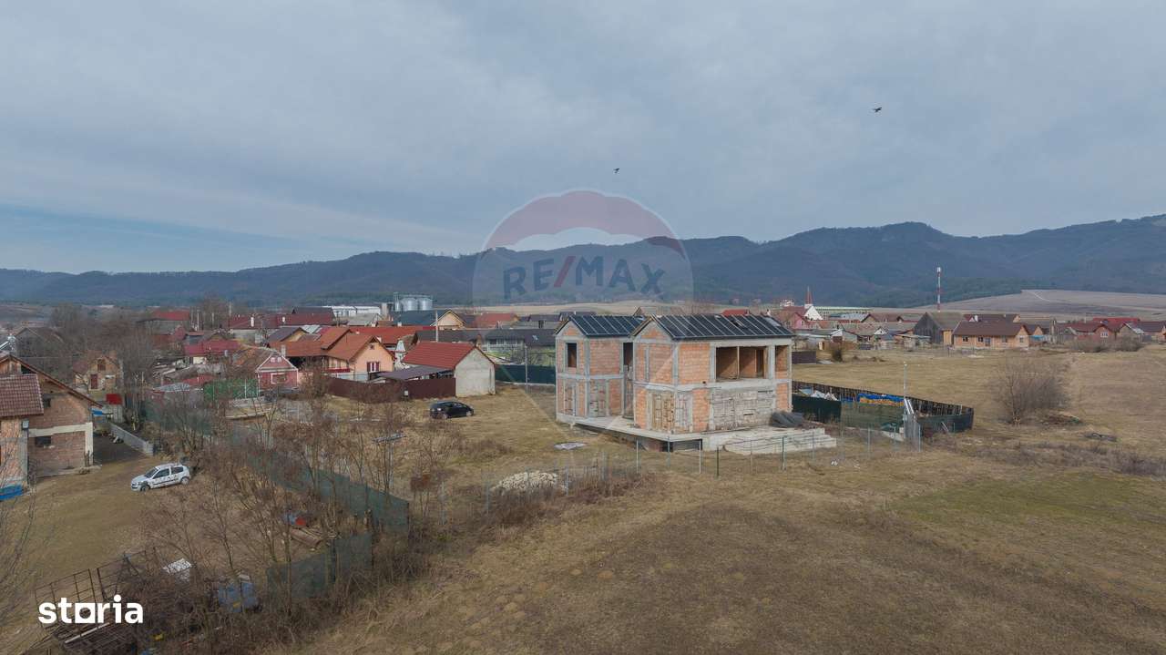 COMISION 0% Casă Individuala La Rosu cu teren de 4000 mp in Crizbav - Imagine principală: 4/20