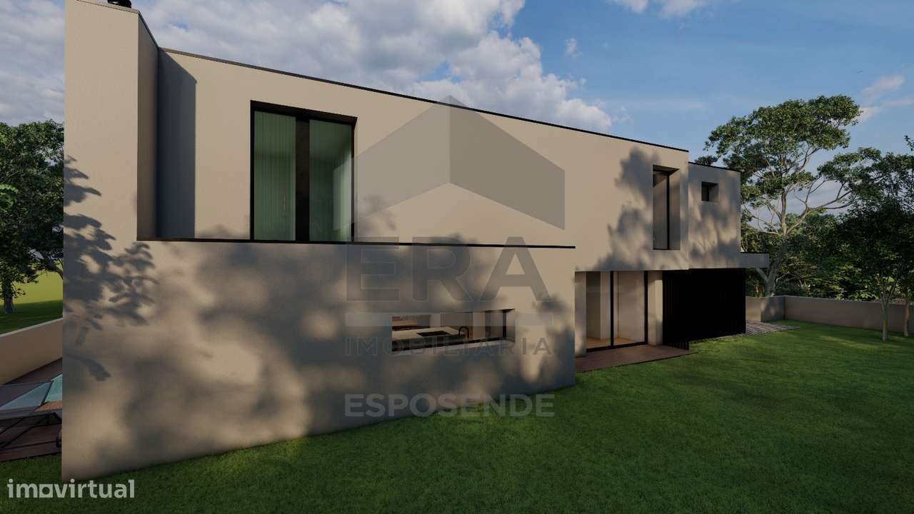 Moradia T4 de Luxo com Piscina de Sal e Vista Mar-7