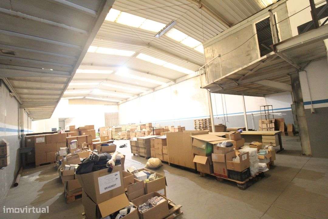 Excelente Armazém em Esmoriz - Grande imagem: 3/17