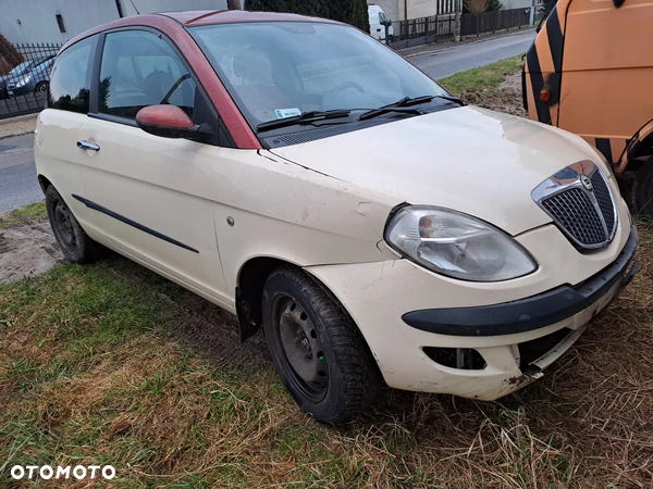 Lancia Ypsilon 1.4 16V 95KM cała na części 843A1000 lack 163 - 3