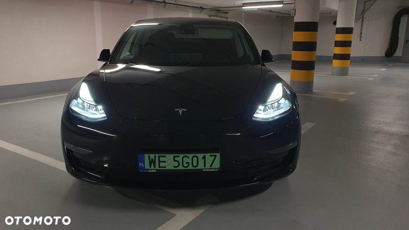 Tesla Model 3 Performance AWD - 17