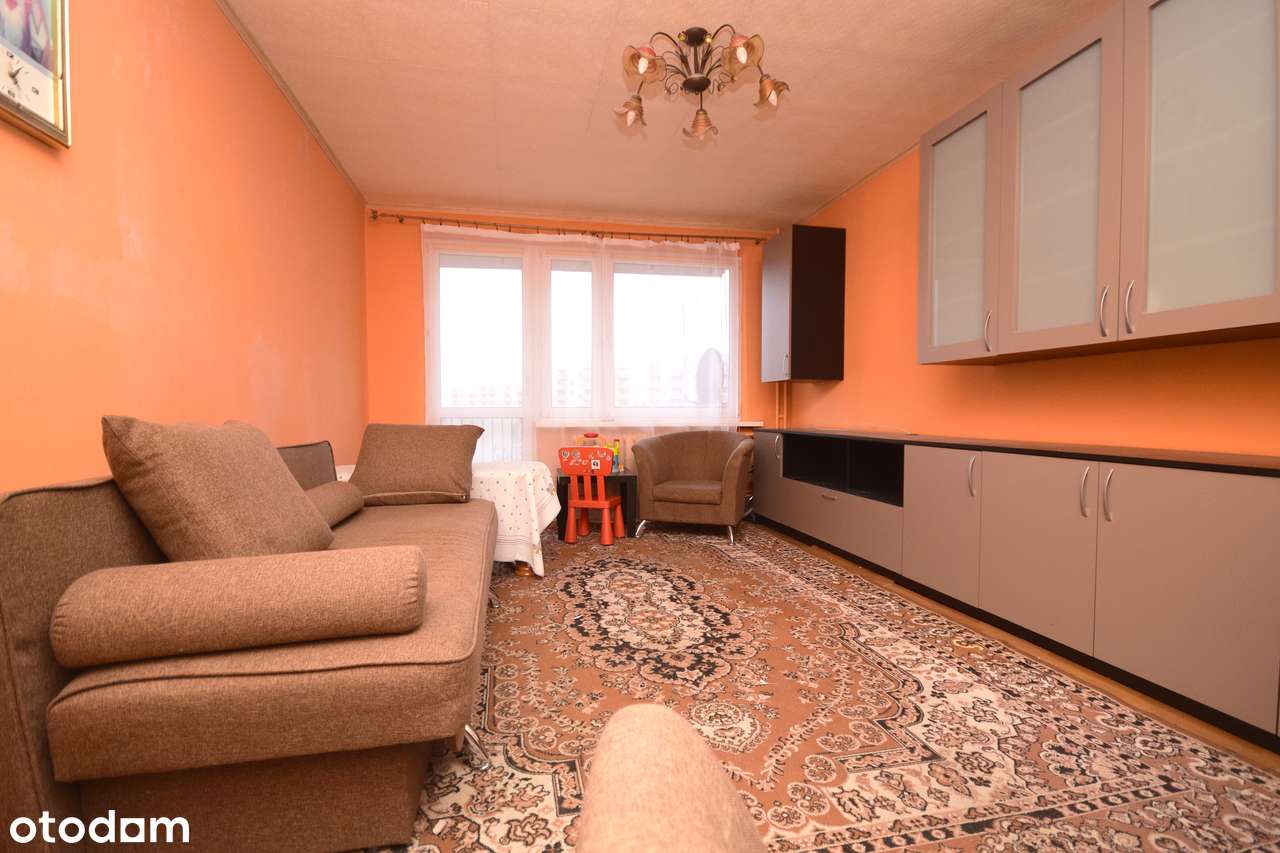 Przestronne mieszkanie 2-pokojowe, z widokiem na osiedle - Pełny obrazek: 1/8