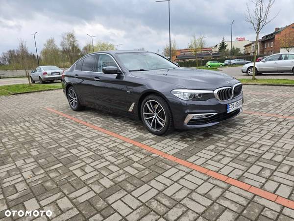 BMW Seria 5 520d xDrive Luxury Line - 7