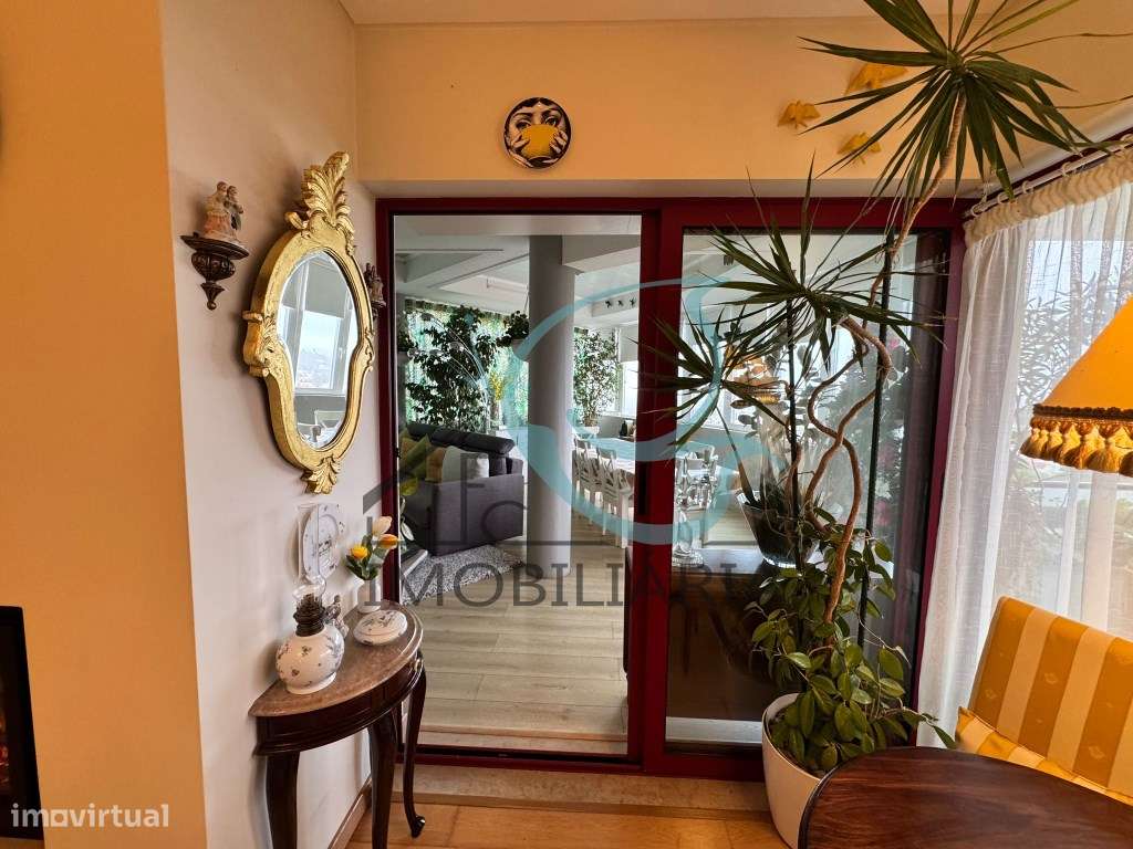 T3 de Luxo com Piso Privativo, Varandas Panorâmicas, Garagem Dupla ...-9