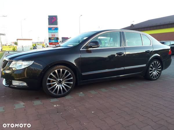 Skoda Superb - 1