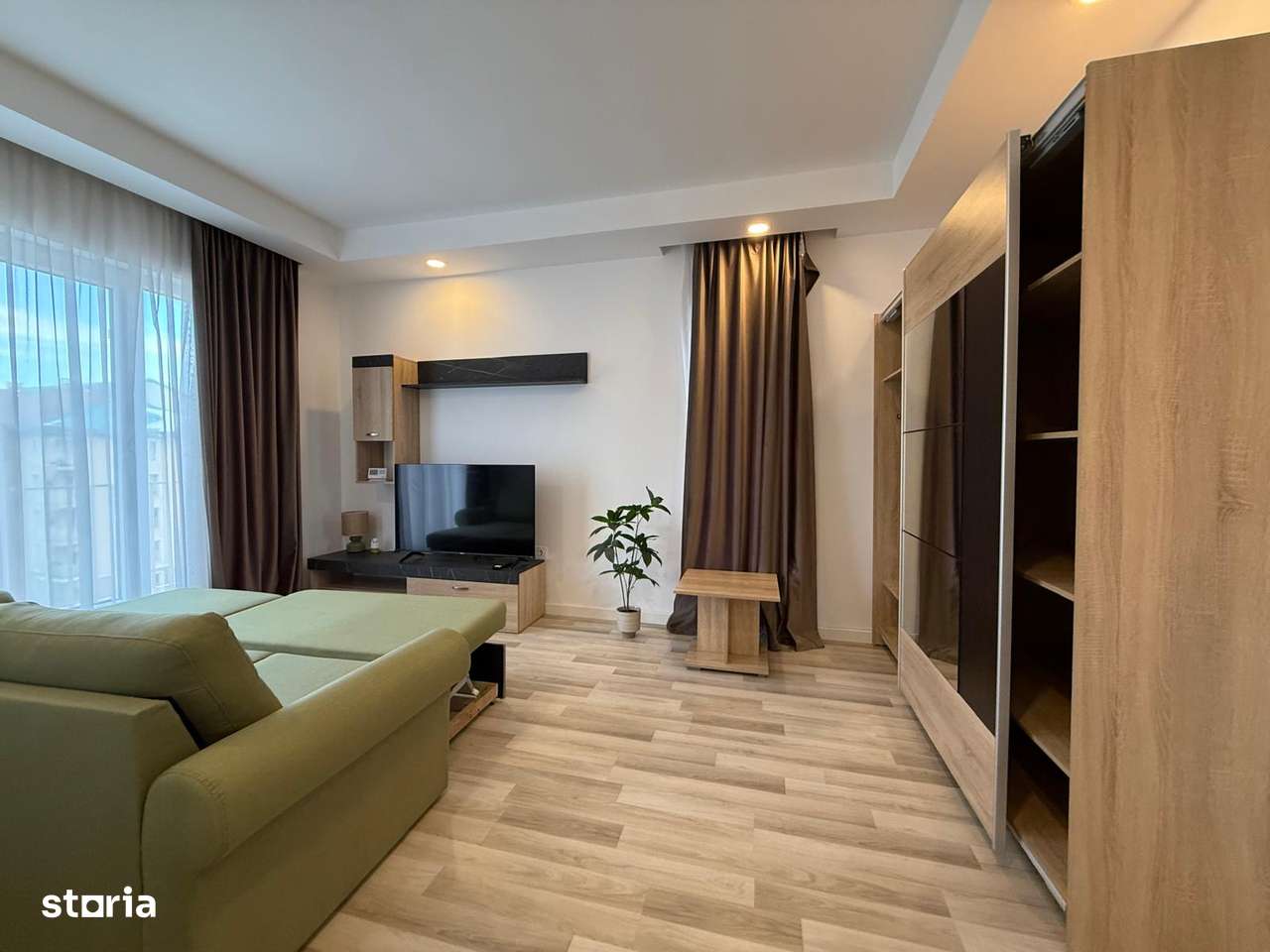 COSMOPOLIS - Garsoniera, mobilata si utila-8