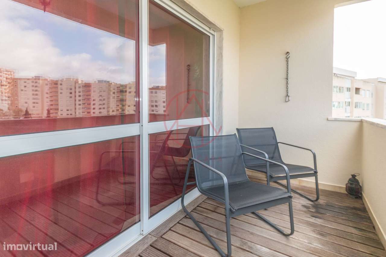 T2 Povoa de Santa Iria com varanda-13