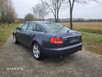 Audi A6 2.0T FSI - 7