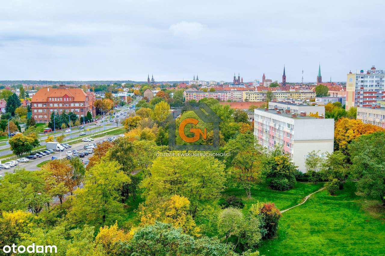 Sprzedam 3 pok. mieszkanie o pow.  57,60m2 ul. Galaktyczna-14