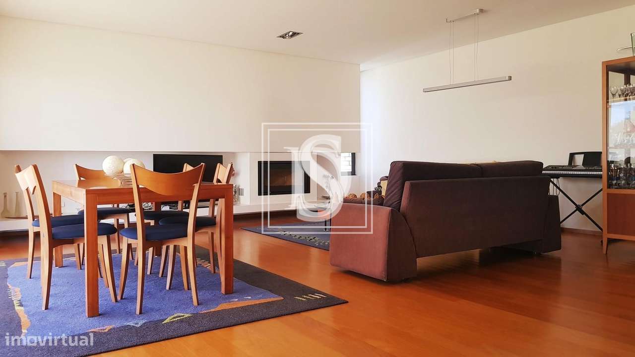 Moradia T4 em Carreço, com piscina e garagem - Grande imagem: 4/27