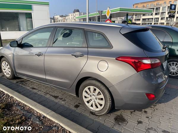 Hyundai I30 1.6 CRDi BlueDrive Classic + - 7