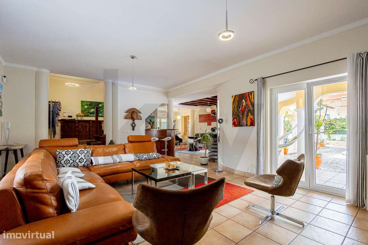 Moradia T5 com piscina junto à Quinta da Trindade / Quinta Dona Maria,-6