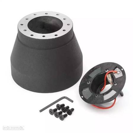 Cubo Adaptador Volantes Universais - BMW E30 - 1