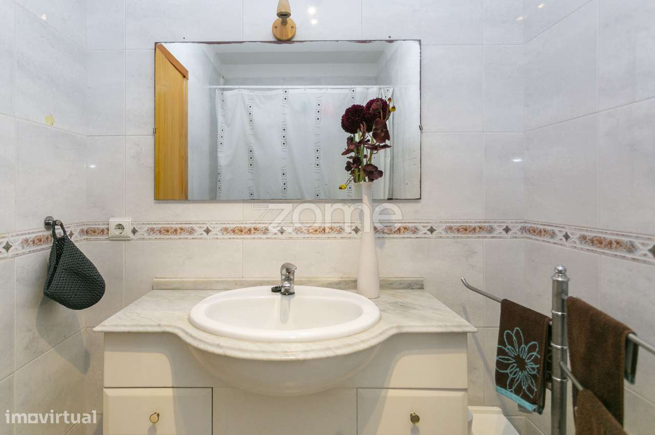 Apartamento T2+1 Arrendamento com garagem fechada, em Paranhos - Grande imagem: 4/31