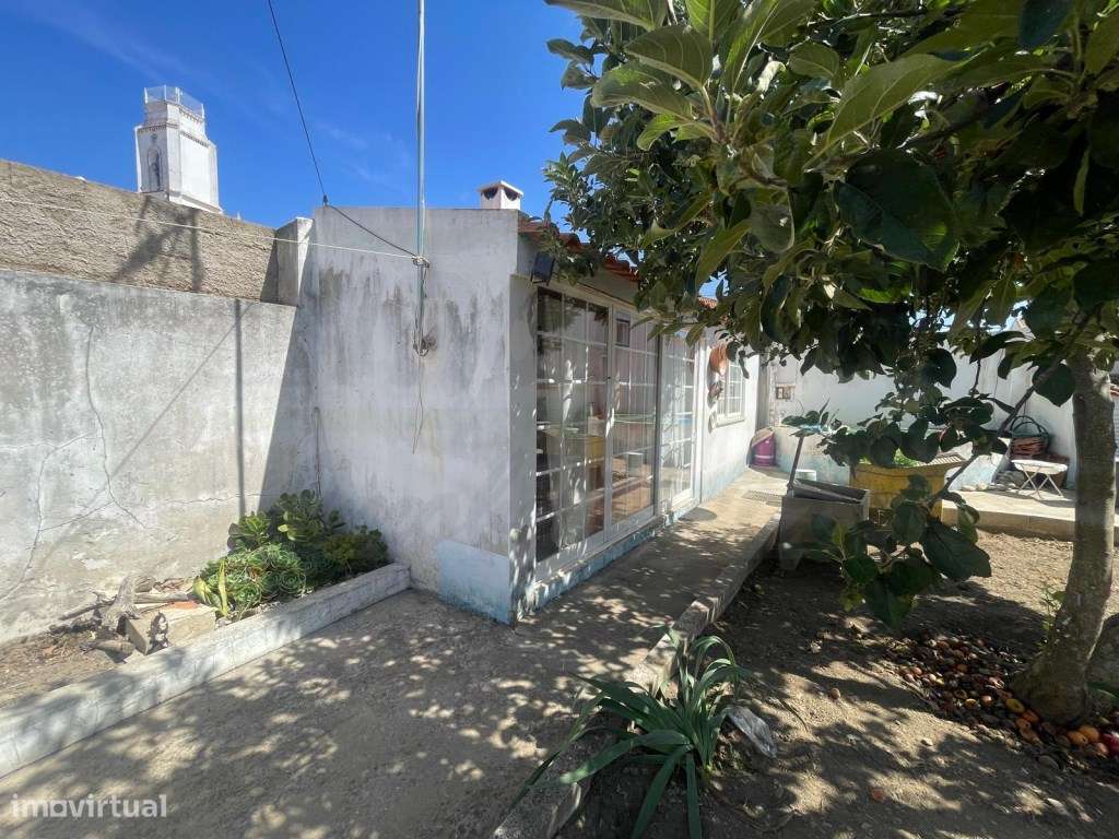 Moradia única na Abela - Espaço, Conforto e Tradição!-38