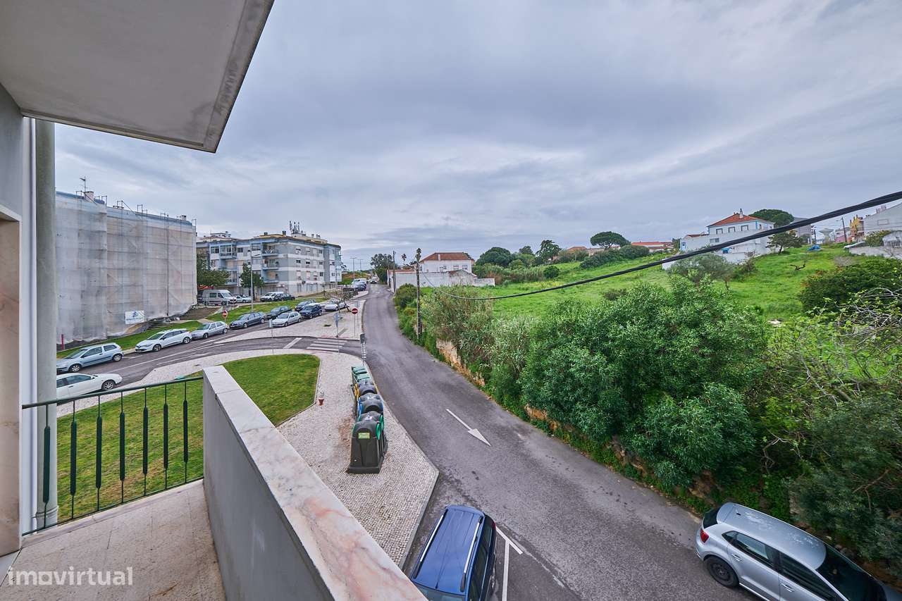 Apartamento T3 com varanda na Sobreda-11