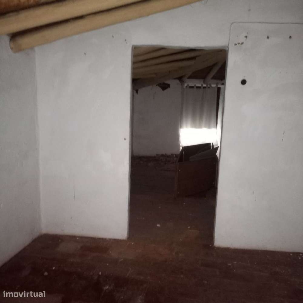 Casa Antiga em Mourão-18