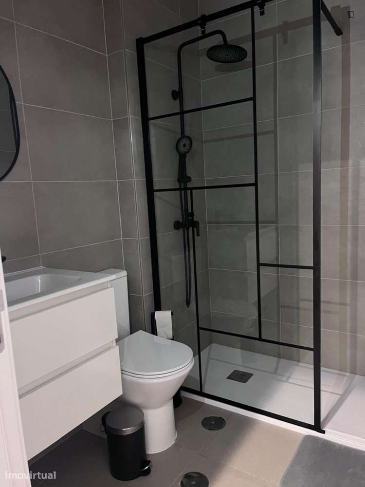 Quarto - localizado em Lisbon - Grande imagem: 5/10