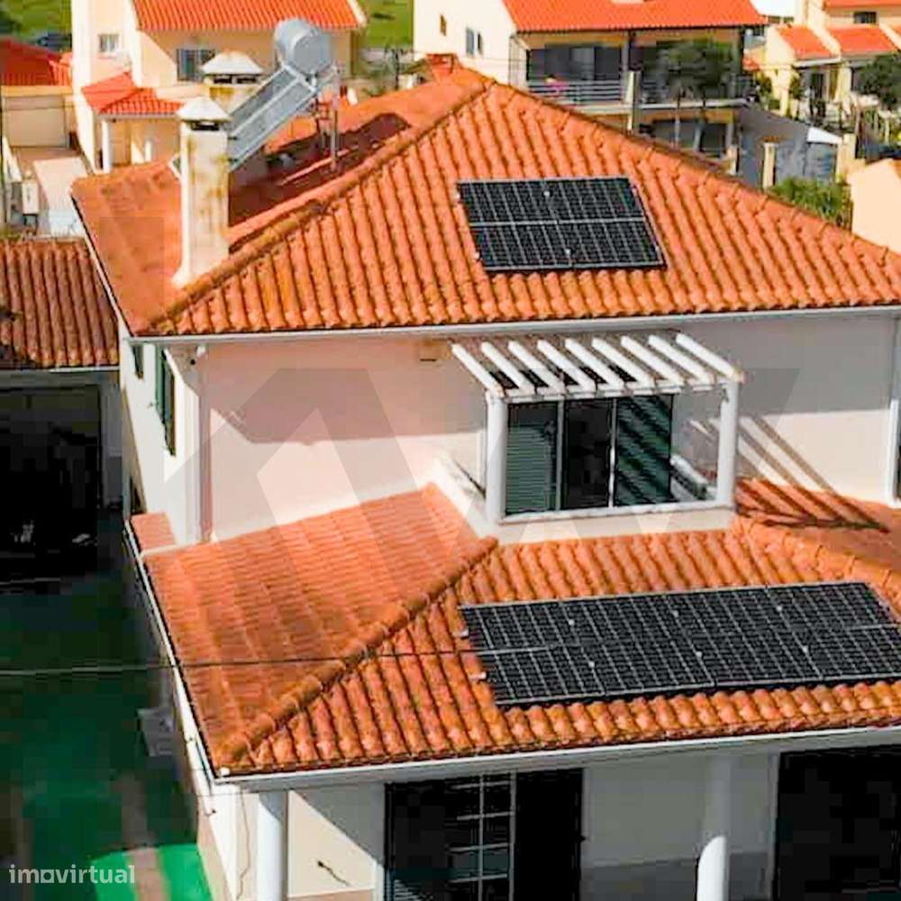 Moradia T4 Independente em Fernão Ferro - Grande imagem: 4/25