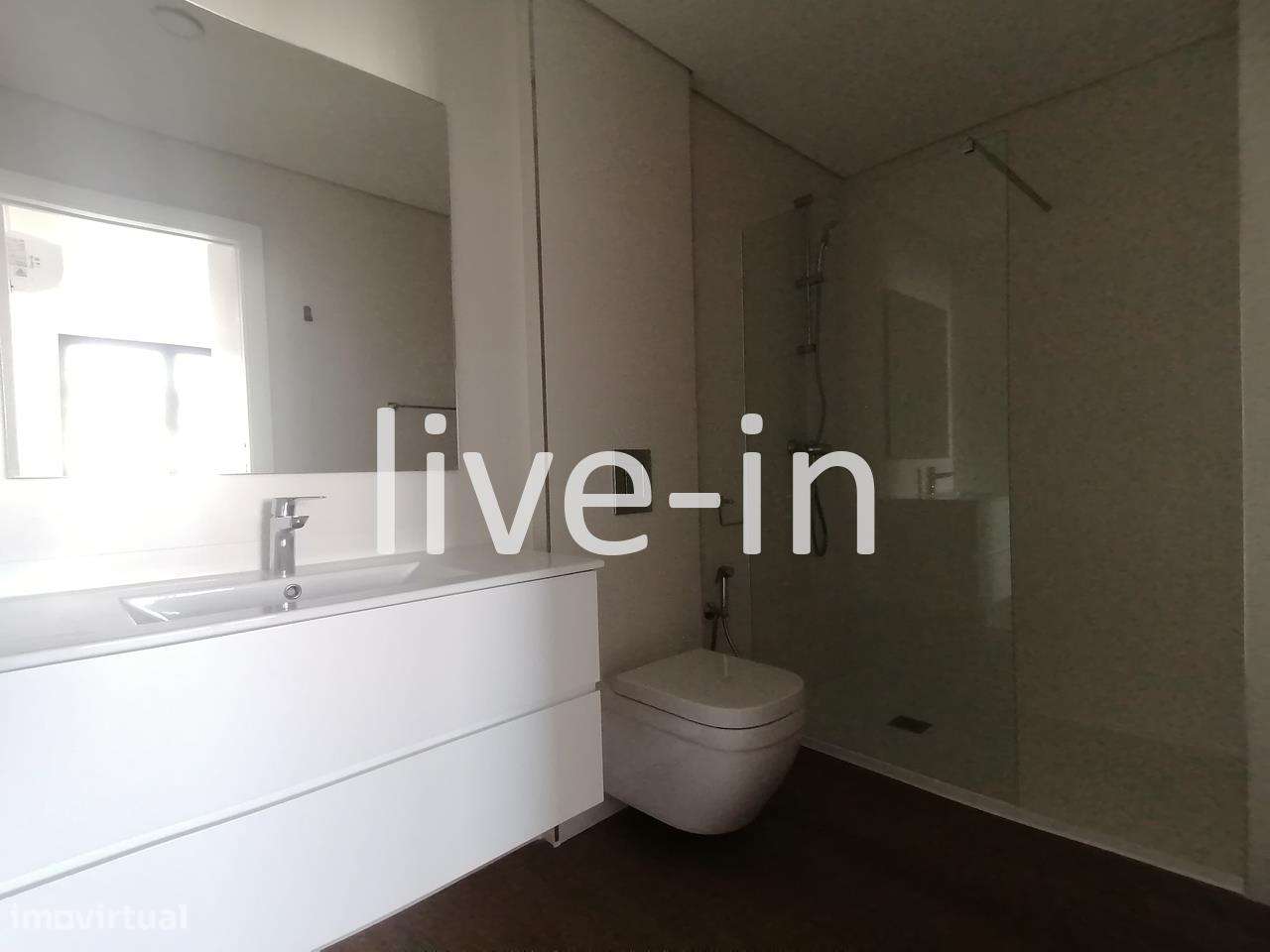 Apartamento T1 com lugar de garagem e arrumo - Grande imagem: 3/14