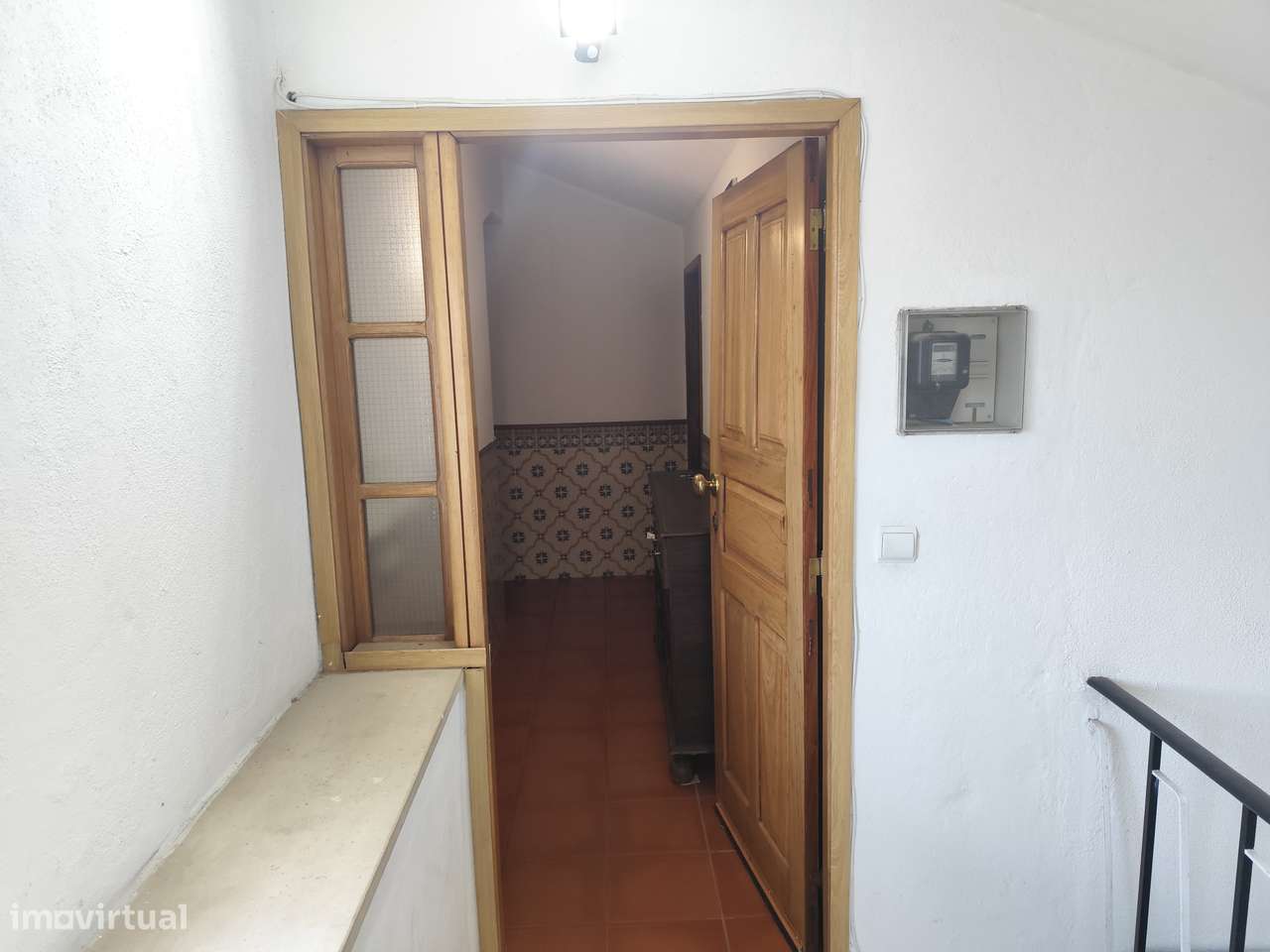 Arrenda-se T3 a 2 minutos do polo I da UBI - Grande imagem: 2/17